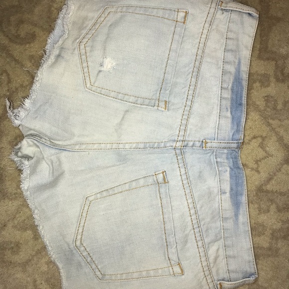 Low Rise Light Wash Distressed Jean Shorts - Picture 2 of 2